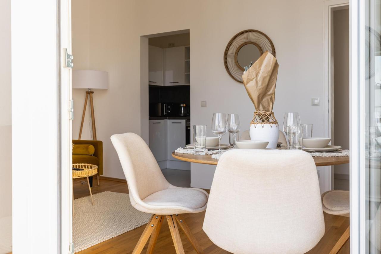 Bright Stylish Apartment With A Balcony In A Top Location Βιέννη Εξωτερικό φωτογραφία