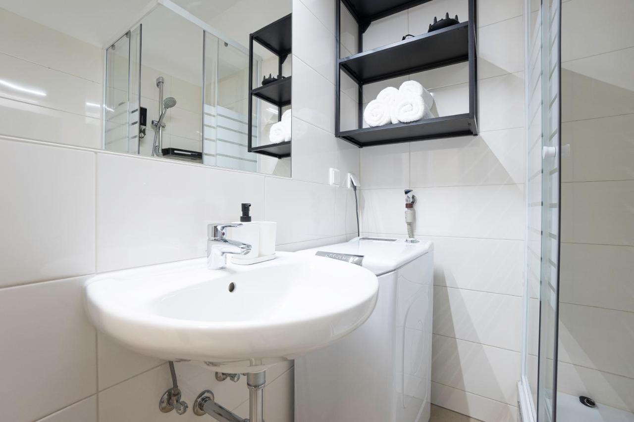 Bright Stylish Apartment With A Balcony In A Top Location Βιέννη Εξωτερικό φωτογραφία