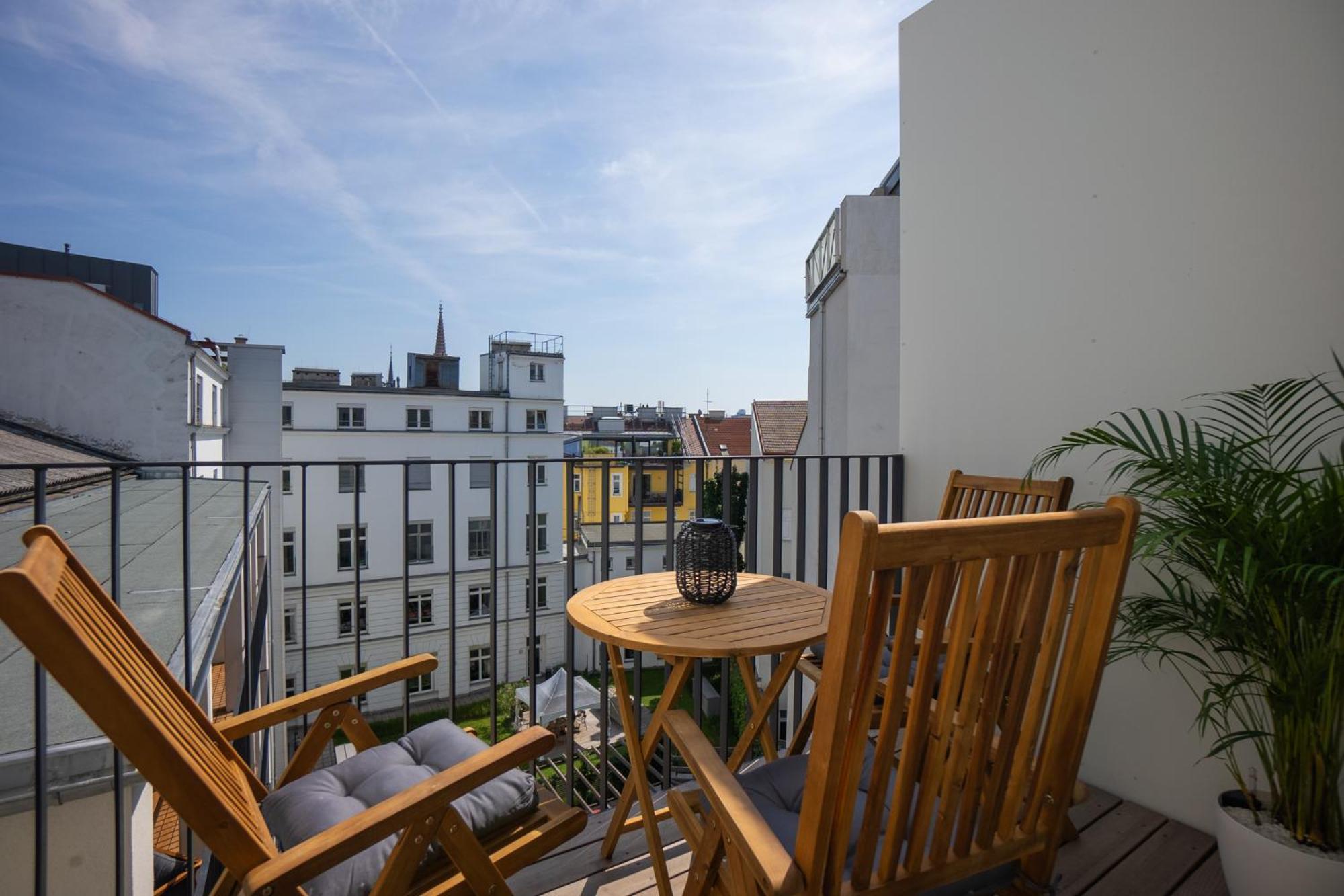 Bright Stylish Apartment With A Balcony In A Top Location Βιέννη Εξωτερικό φωτογραφία