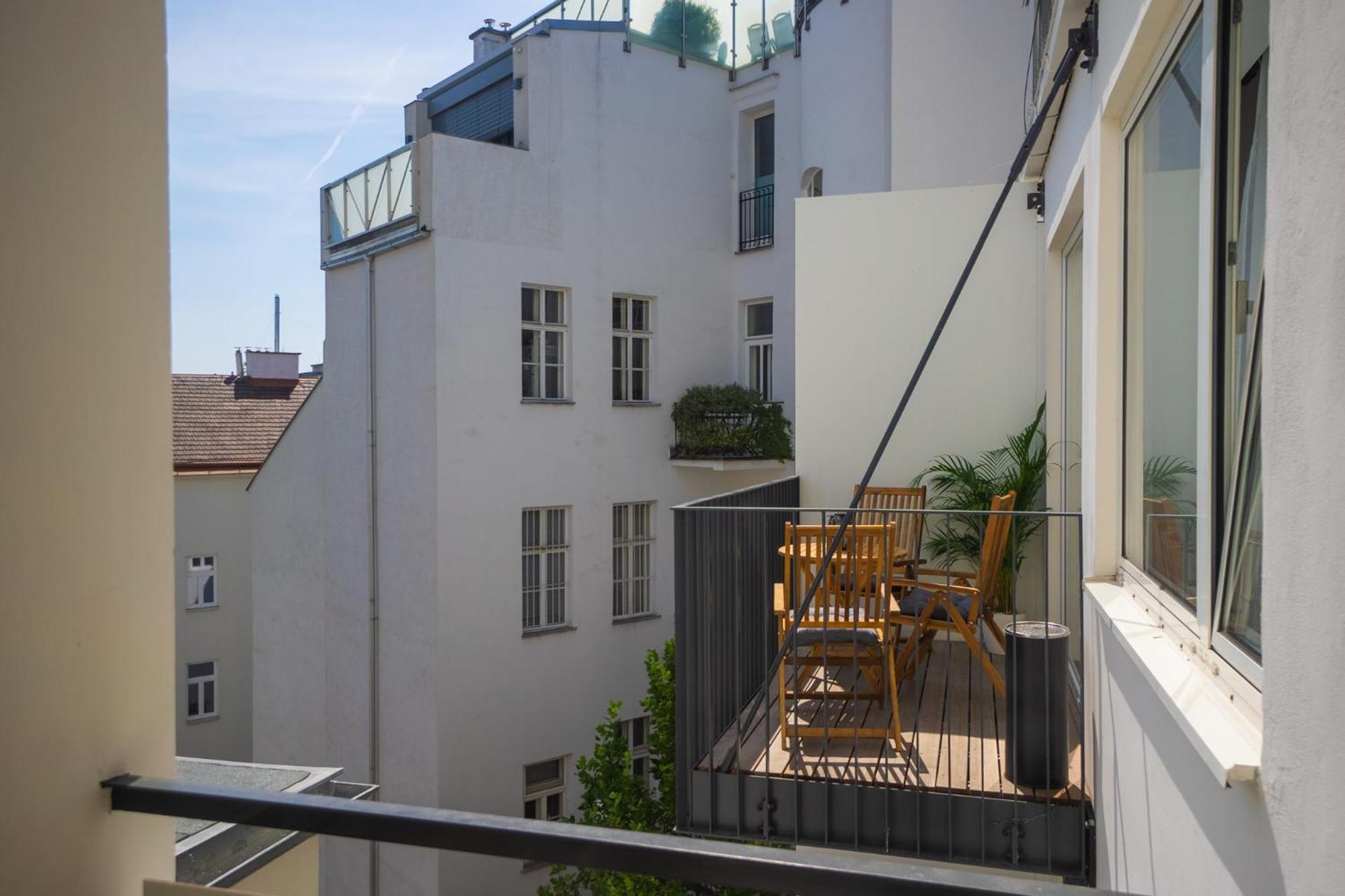 Bright Stylish Apartment With A Balcony In A Top Location Βιέννη Εξωτερικό φωτογραφία